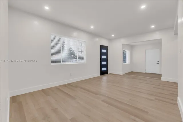 $550,000 | 613 Northeast 159th Street, Miami, FL 33162