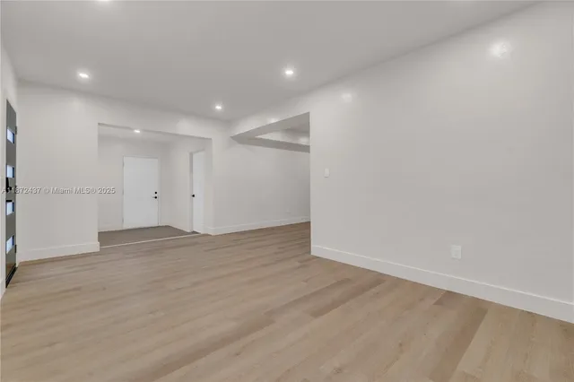 $550,000 | 613 Northeast 159th Street, Miami, FL 33162