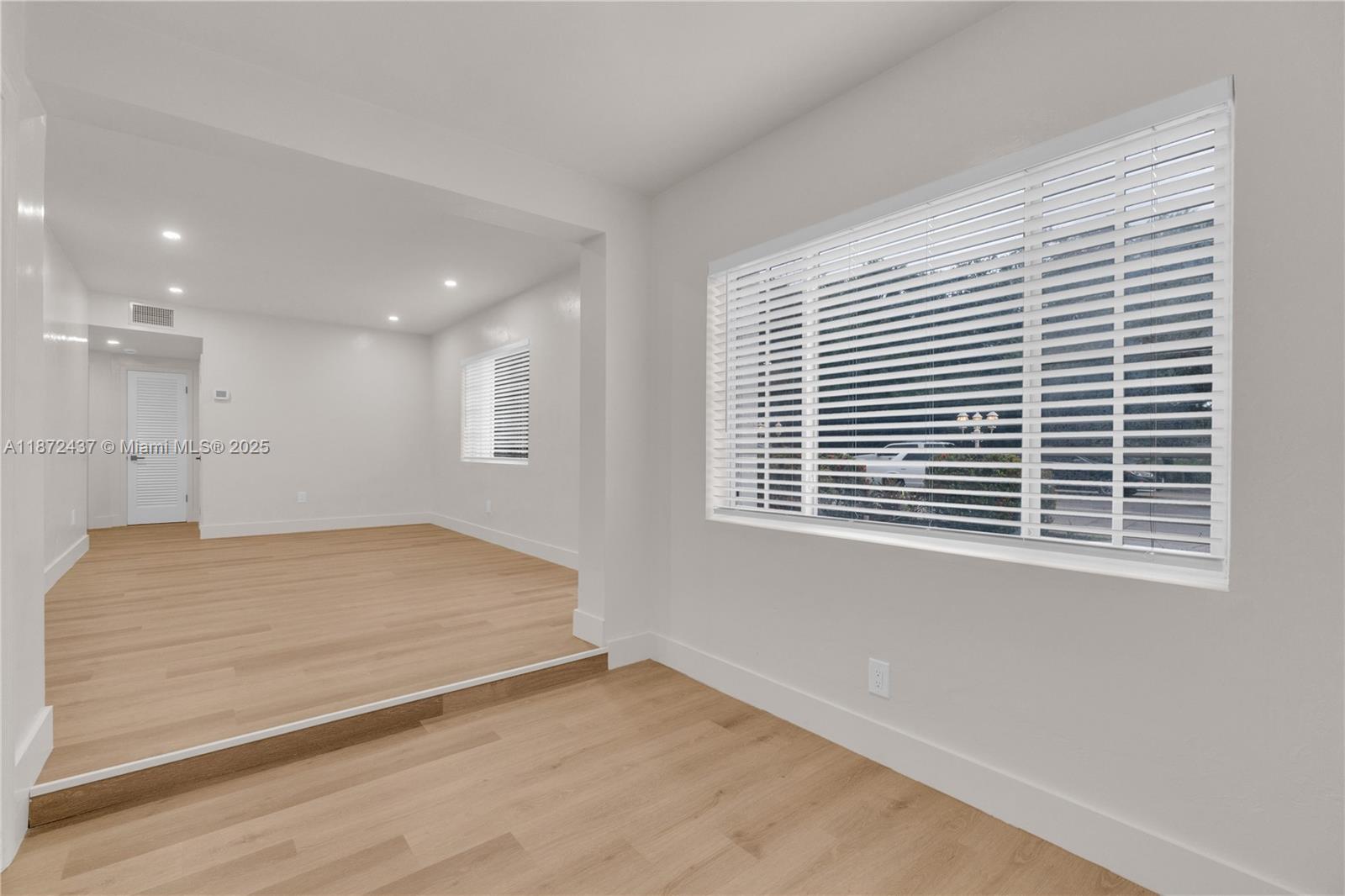 613 Northeast 159th Street Miami, FL 33162 - Photo 20 of 27