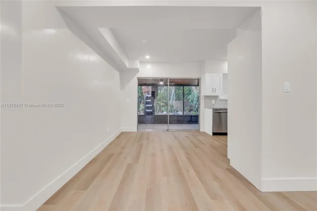 $550,000 | 613 Northeast 159th Street, Miami, FL 33162