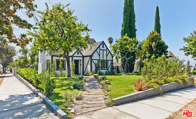 738 East Harvard Road Burbank, CA 91501 - Photo 1 of 27 Gallery Image 1