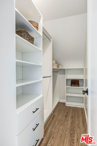 738 East Harvard Road Burbank, CA 91501 - Photo 14 of 27 Gallery Image 14