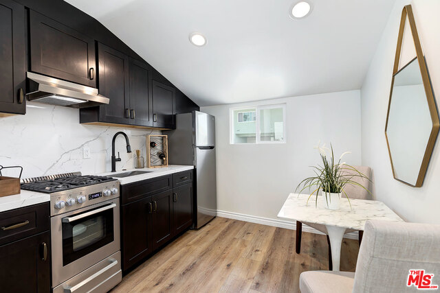 738 East Harvard Road Burbank, CA 91501 - Photo 21 of 27 Gallery Image 21