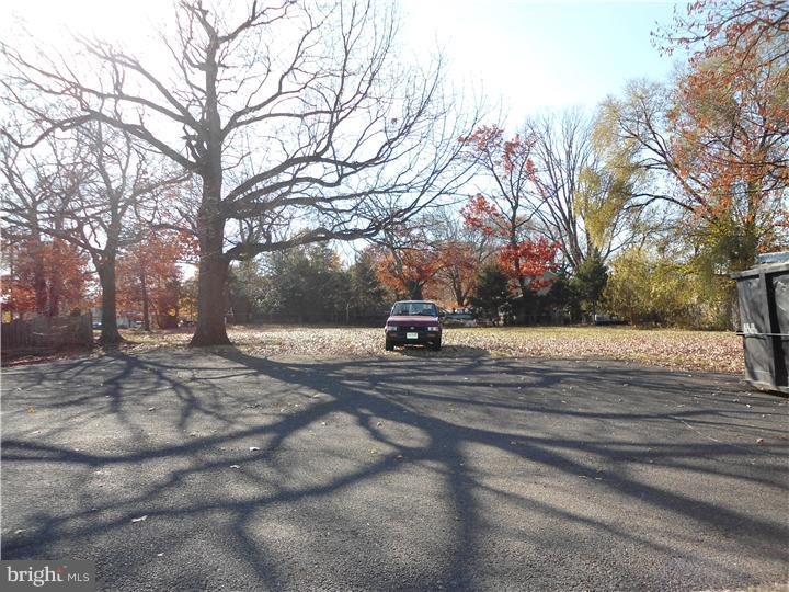 1026 Almonesson Road Deptford, NJ 08093 - Photo 4 of 4 View in Back