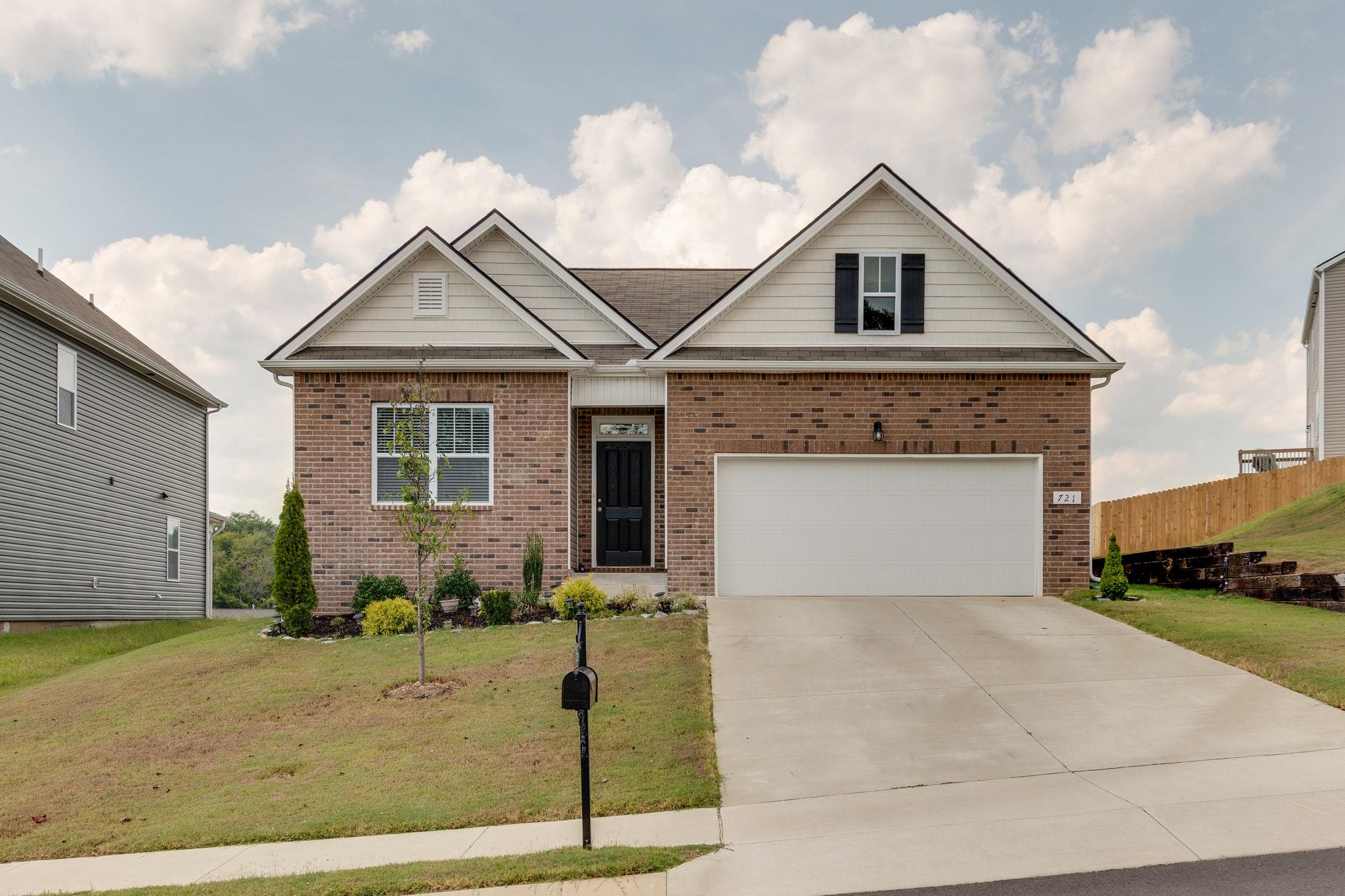 721 Prominence Road, Unit 52 Columbia, TN 38401 - Photo 1 of 27 Front of home