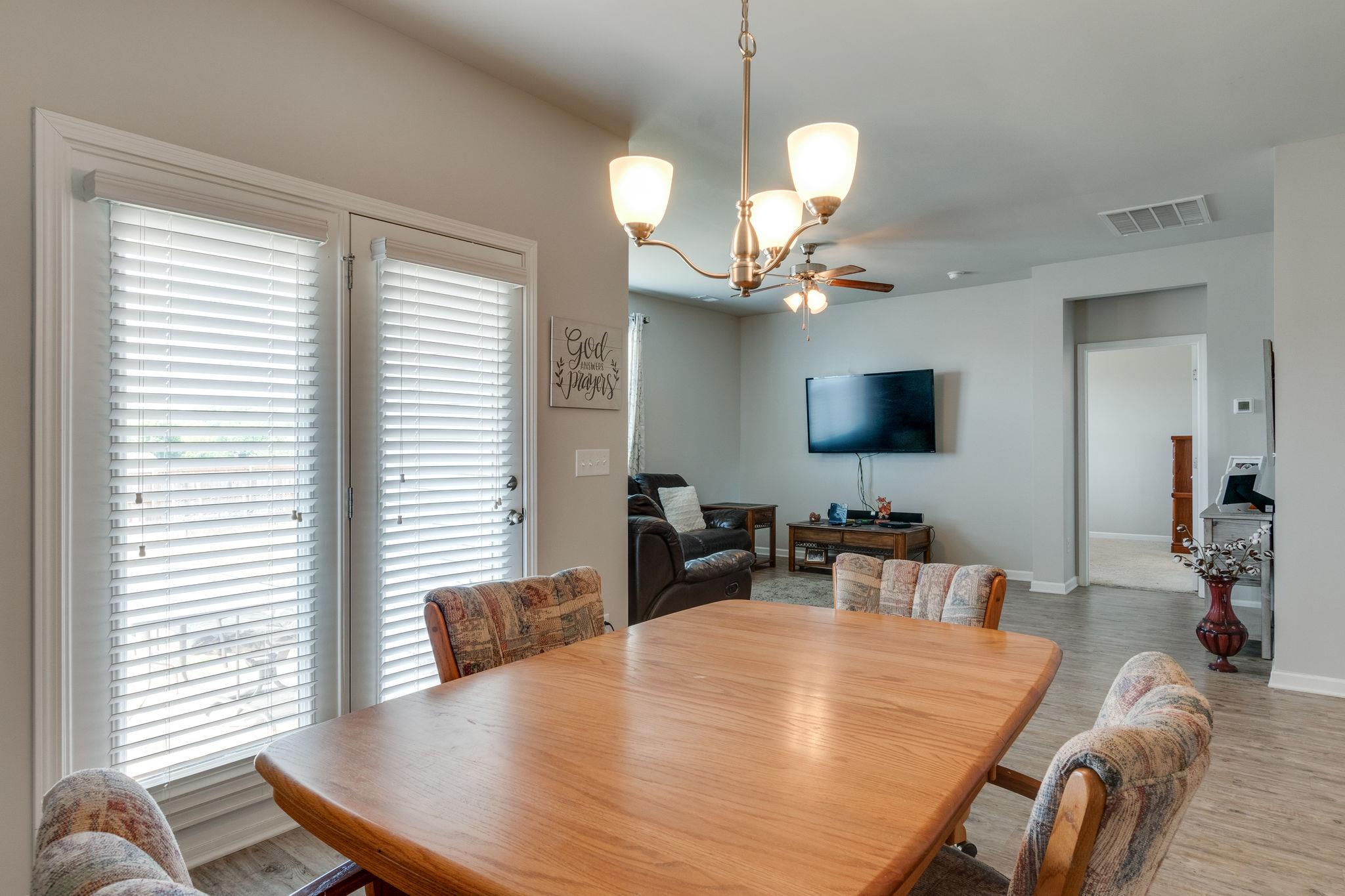 721 Prominence Road, Unit 52 Columbia, TN 38401 - Photo 11 of 27 Dinning to living room view