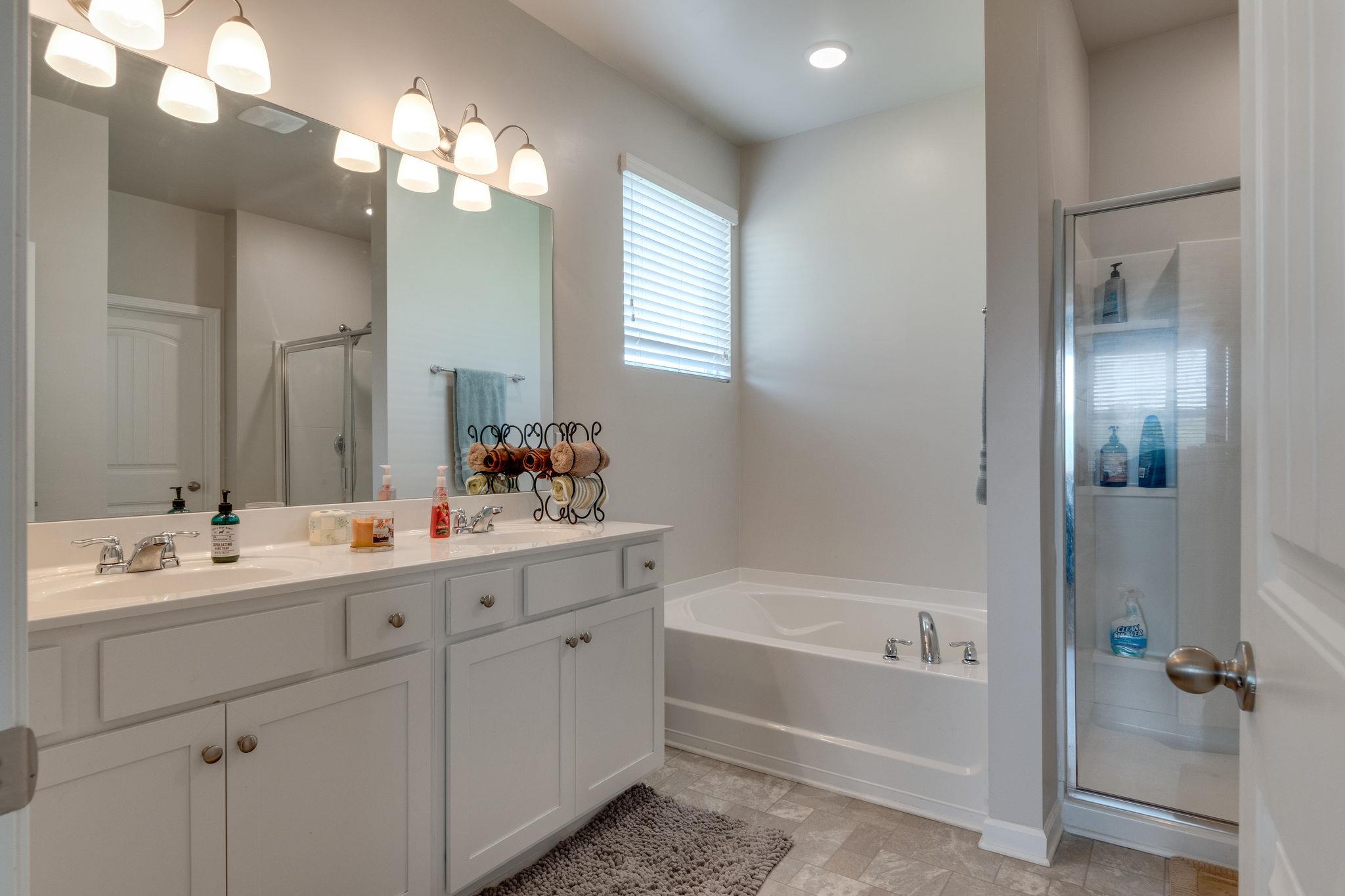 721 Prominence Road, Unit 52 Columbia, TN 38401 - Photo 16 of 27 Master bath