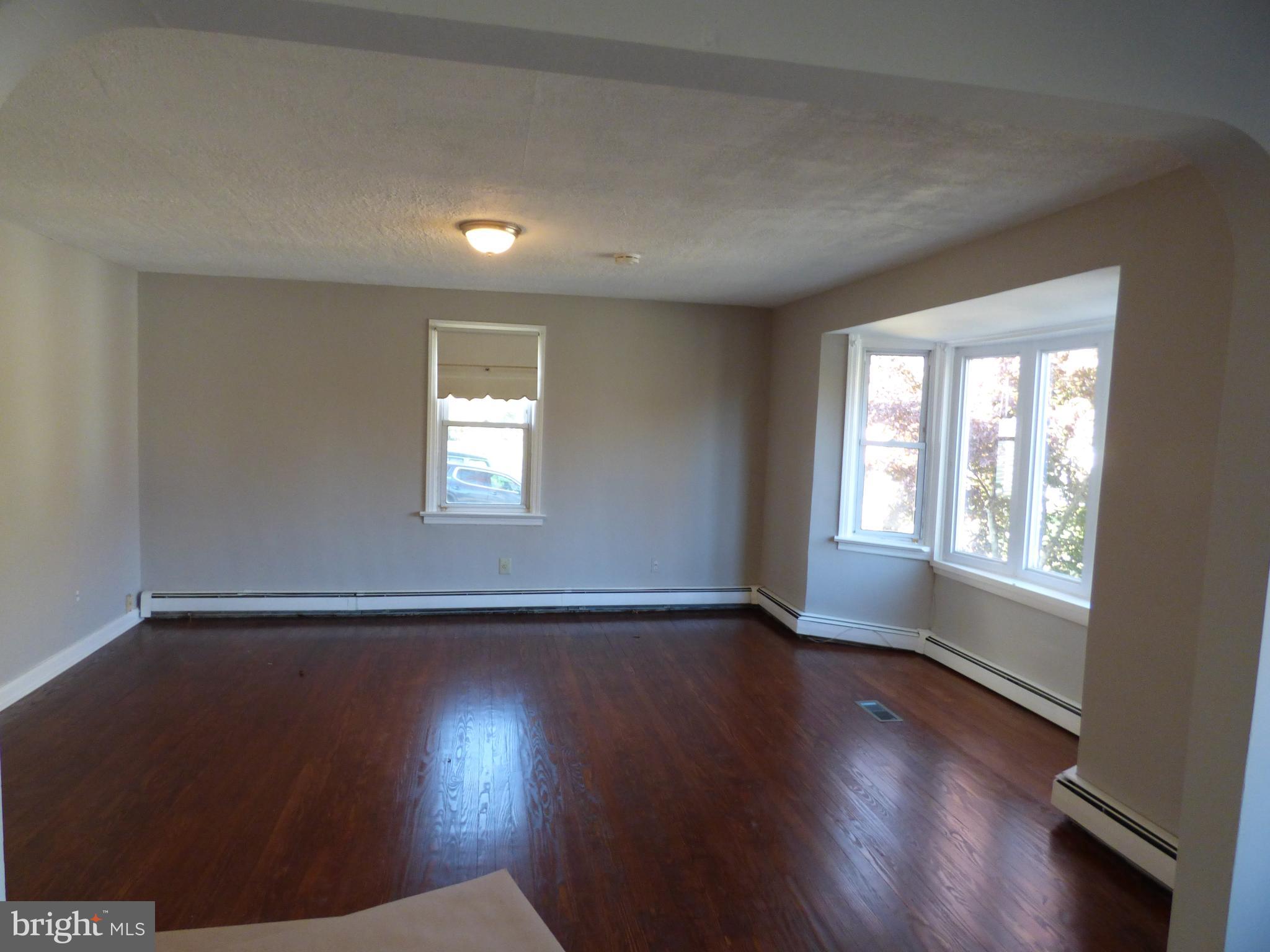 504 Neshaminy Road Croydon, PA 19021 - Photo 13 of 26 Dining Room