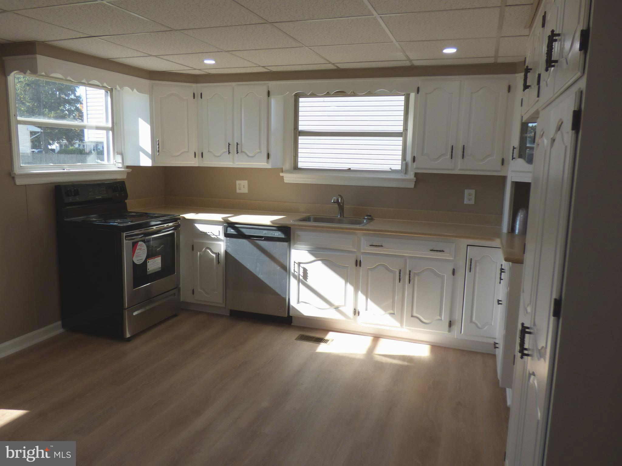 504 Neshaminy Road Croydon, PA 19021 - Photo 10 of 26
