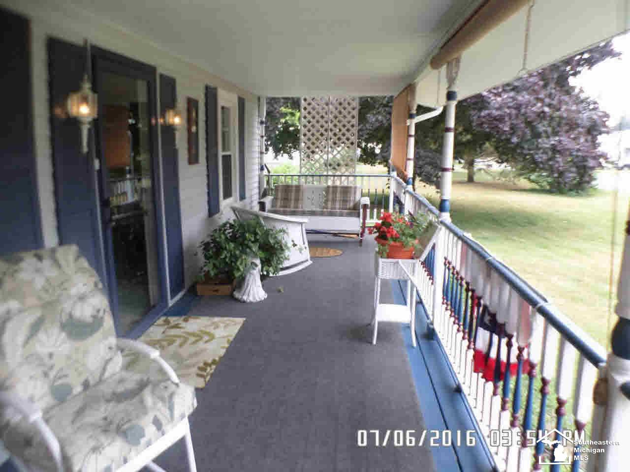15510 Dayton Road Monroe, MI 48161 - Photo 5 of 37 21186605-4.JPG