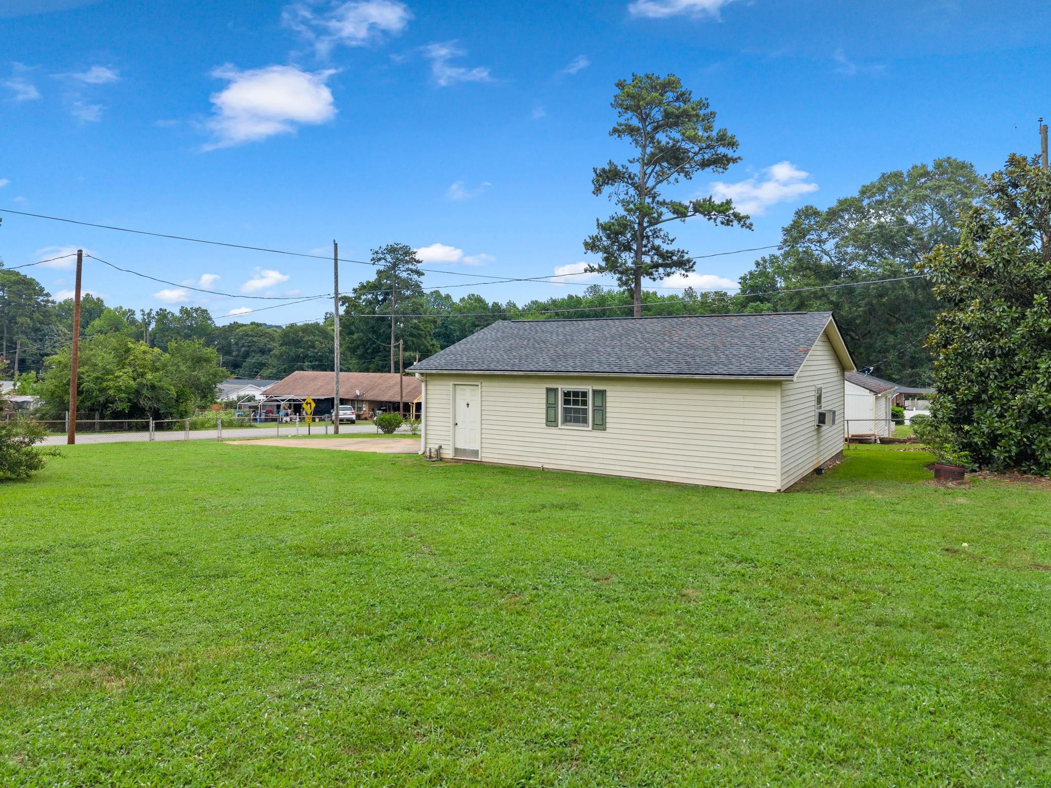 1303 Springfield Road Boiling Springs, SC 29316 - Photo 35 of 43