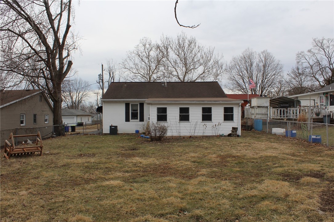 4314 White Street Decatur, IL 62526 - Photo 13 of 16