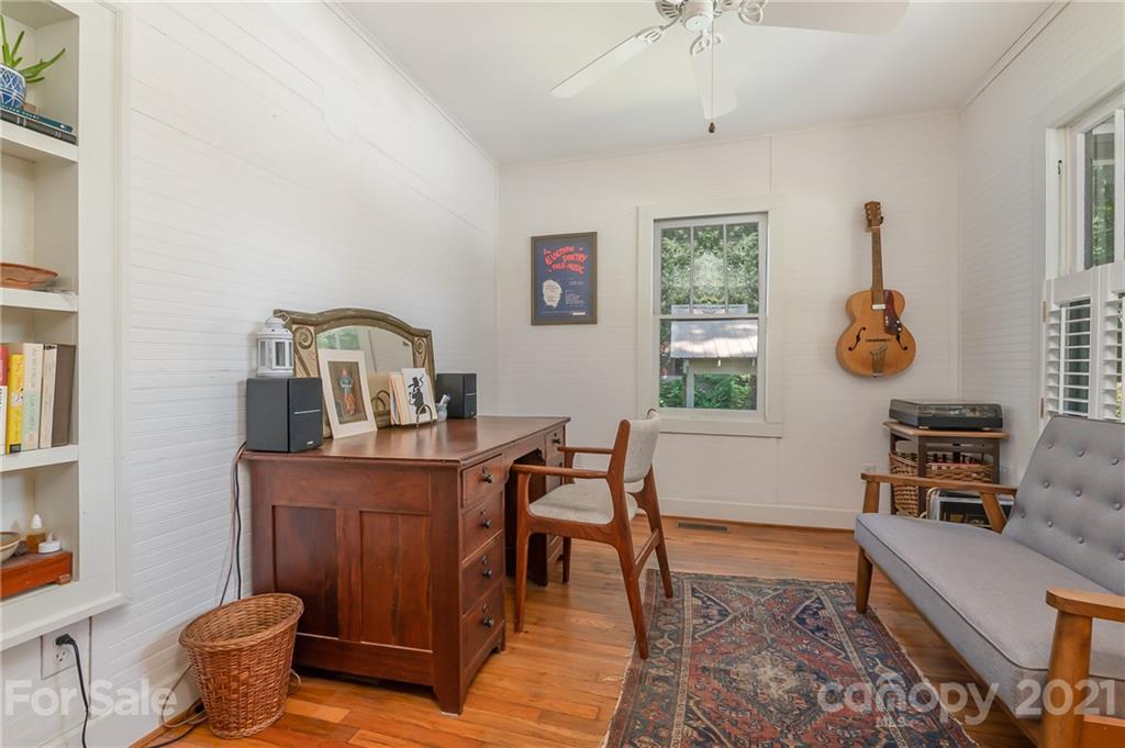 151 Markham Road Tryon, NC 28782 - Photo 16 of 41 Gallery Image 16