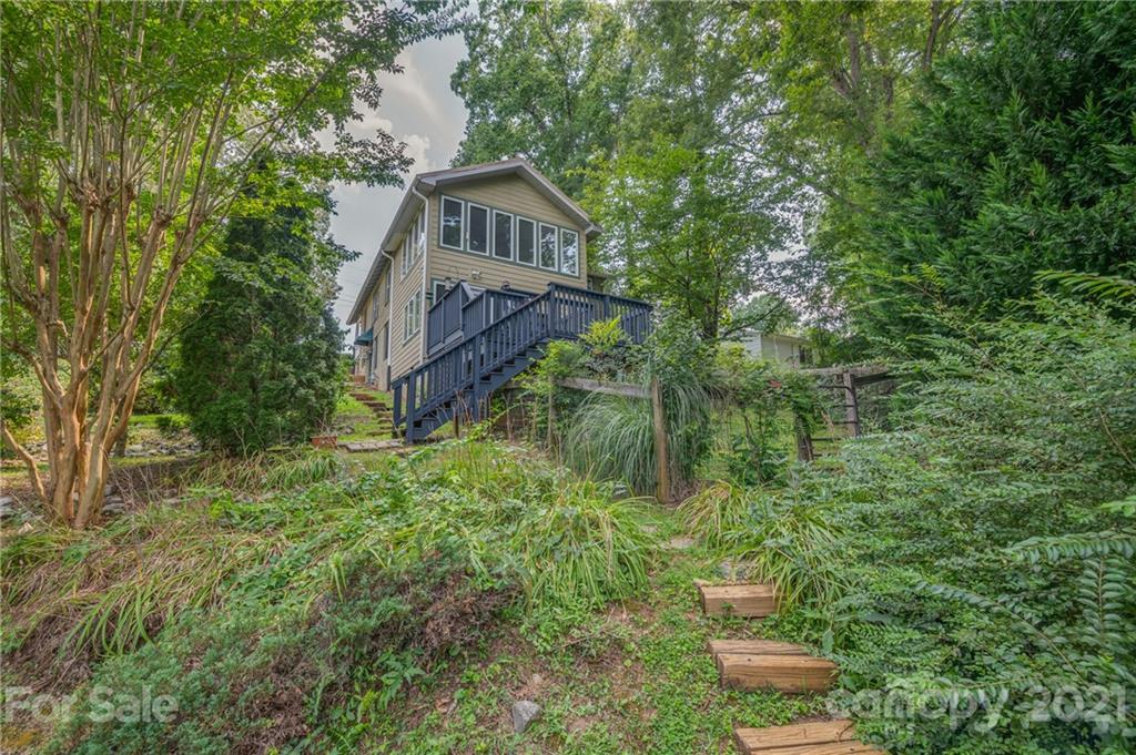 151 Markham Road Tryon, NC 28782 - Photo 33 of 41 Gallery Image 33