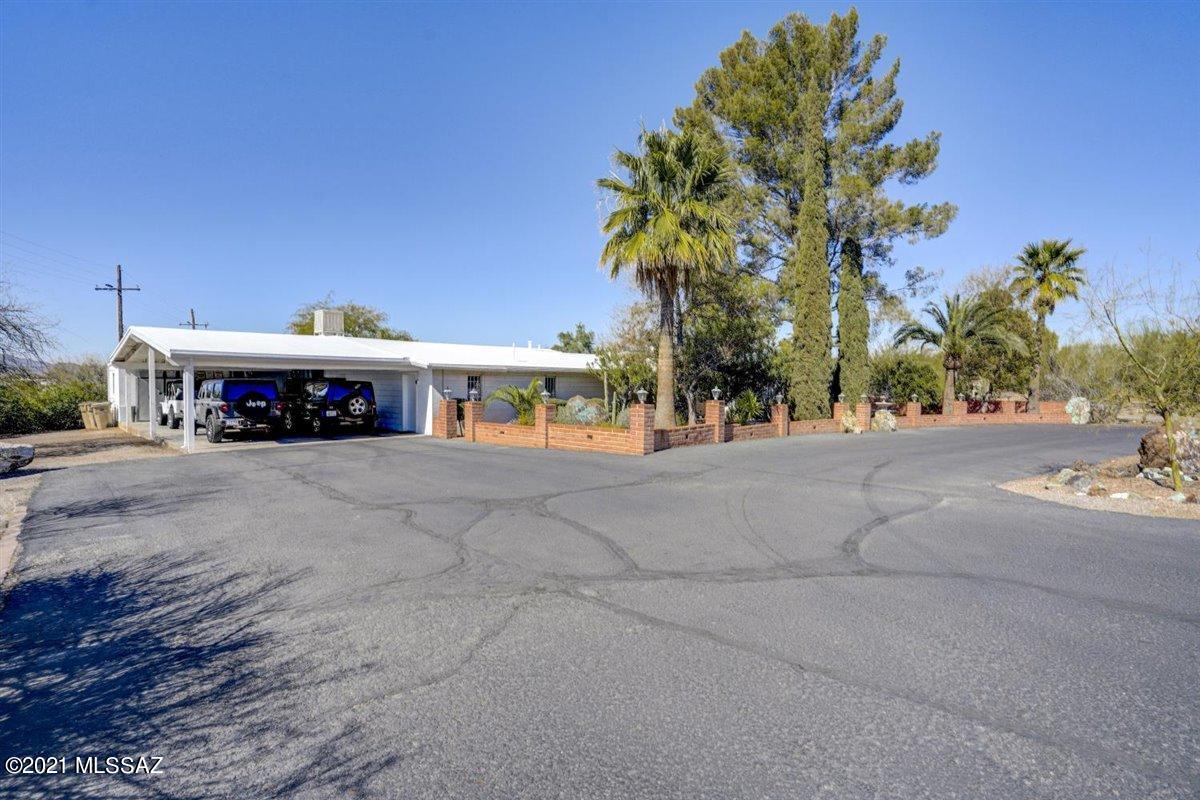 6901 North Mona Lisa Road Tucson, AZ 85741 - Photo 2 of 34 Gallery Image 2
