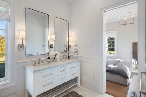 $4,750,000 | 105 Hayground Road, Water Mill, NY 11976