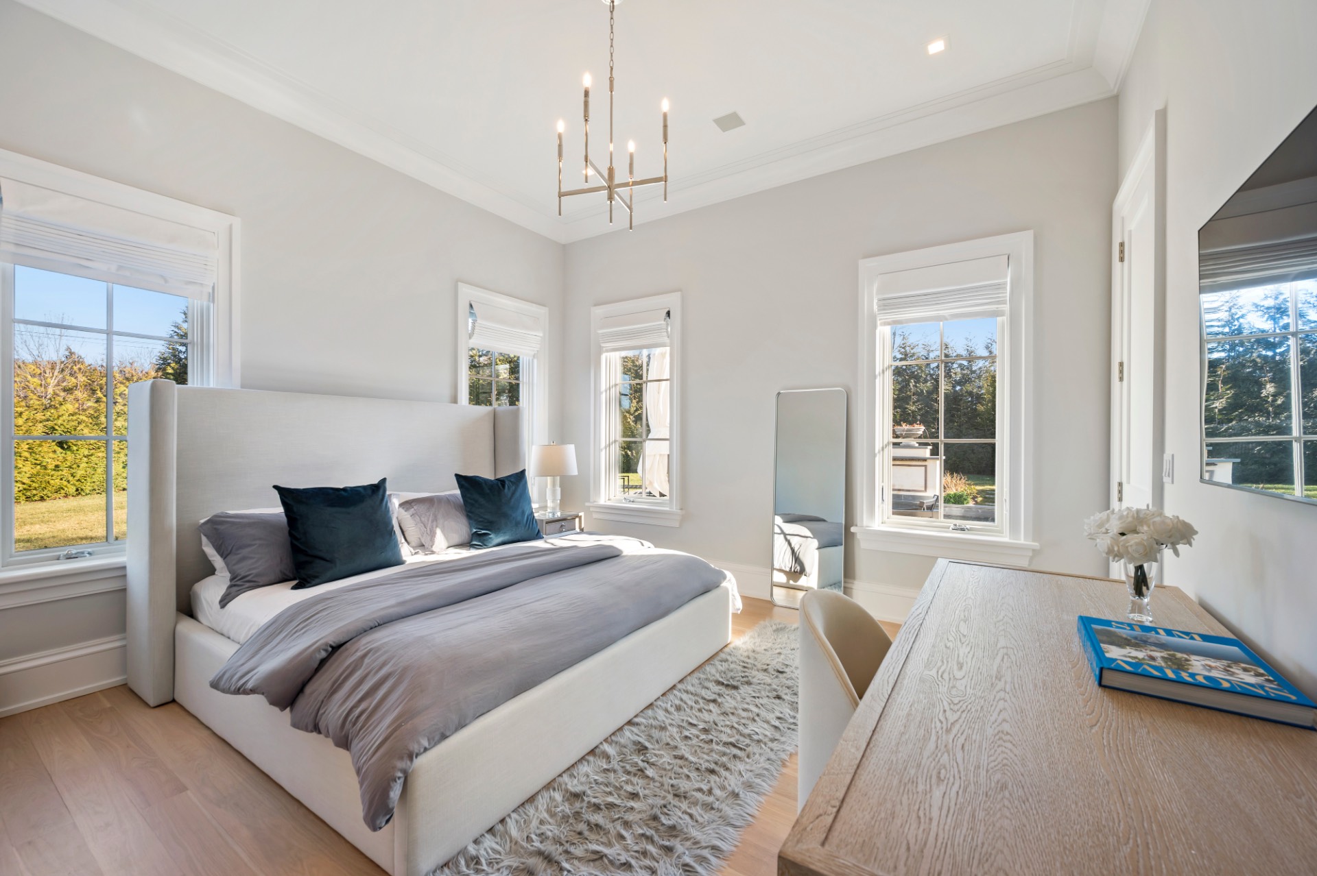 105 Hayground Road Water Mill, NY 11976 - Photo 18 of 26