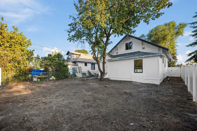 $355,000 | 2911 East Fairview Avenue, Spokane, WA 99207