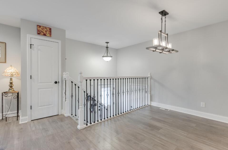 1216 Dwiggins Court Griffith, IN 46319 - Photo 16 of 32 958x632
