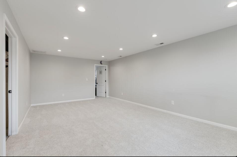 1216 Dwiggins Court Griffith, IN 46319 - Photo 22 of 32 956x634