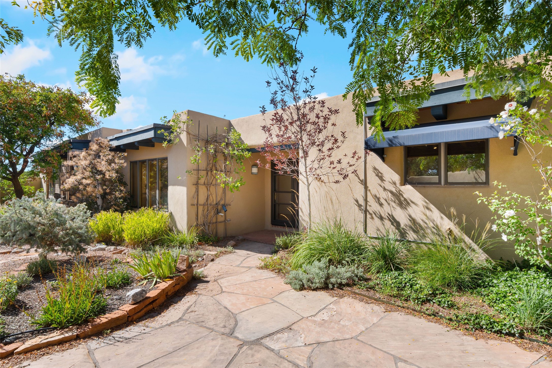 71 Camerada Loop Santa Fe, NM 87508 - Photo 33 of 35