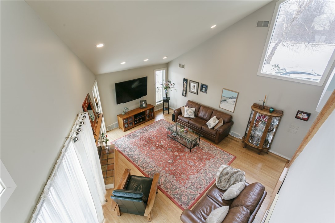 369 Lowden Point Road Greece, NY 14612 - Photo 12 of 50