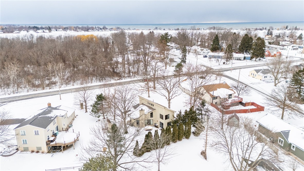 369 Lowden Point Road Greece, NY 14612 - Photo 3 of 50