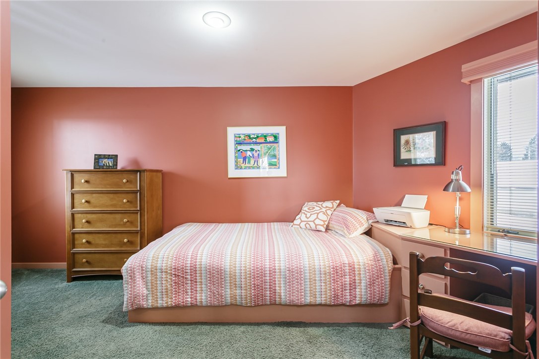 369 Lowden Point Road Greece, NY 14612 - Photo 37 of 50