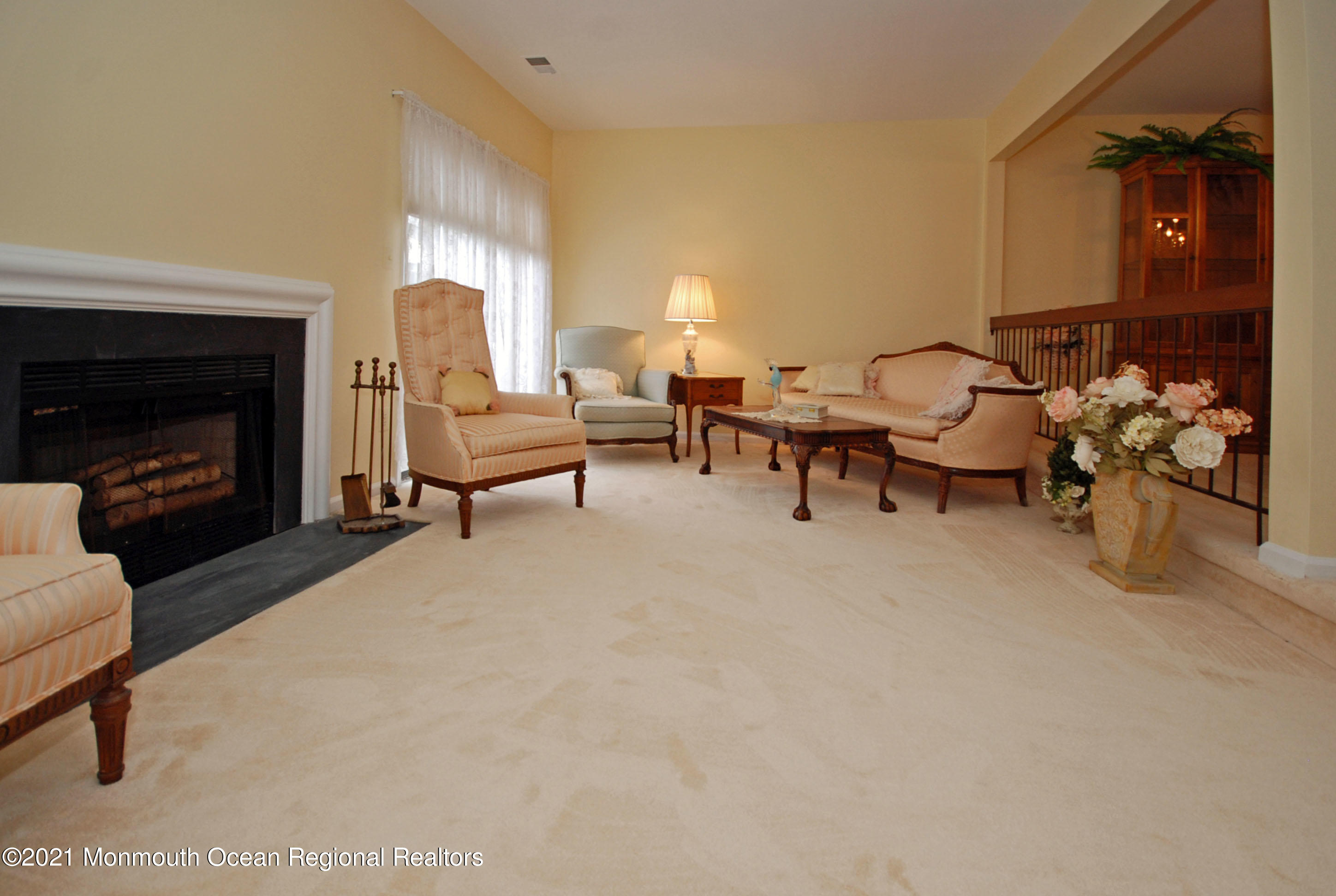 1803 Timber Oaks Road, Unit 1803 Edison, NJ 08820 - Photo 9 of 22 DSC_7285
