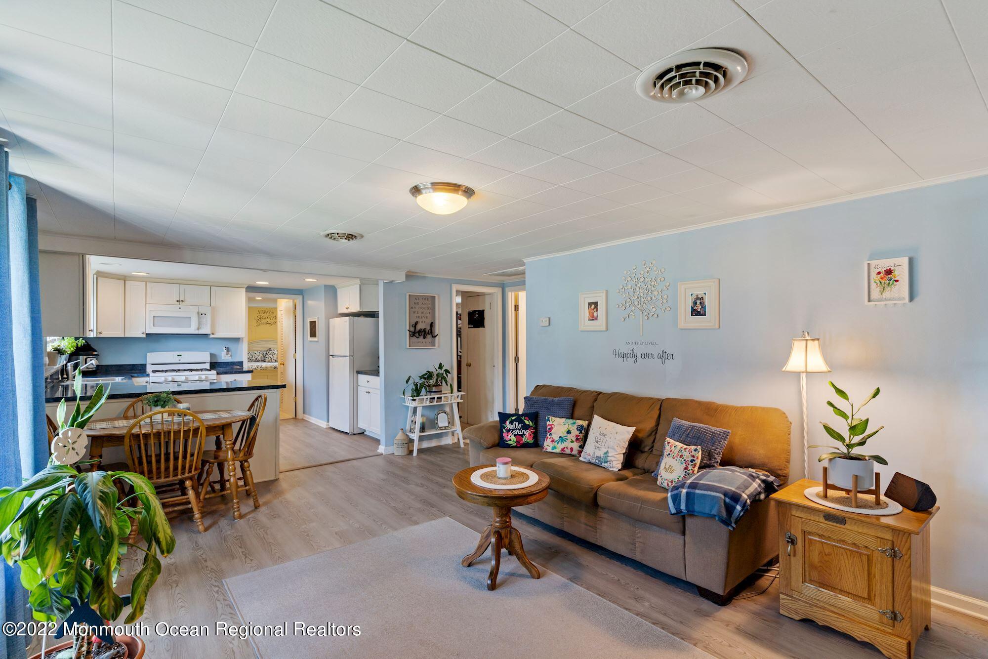 189 Club House Road Brick, NJ 08723 - Photo 14 of 29 003_189_CLUB_HOUSE_ROAD_389340_728737