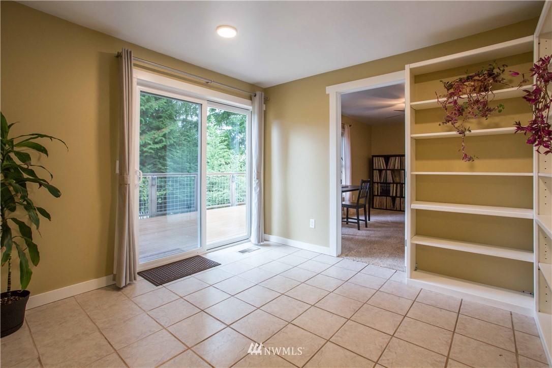 2483 Yew Street Road Bellingham, WA 98229 - Photo 14 of 40 Gallery Image 14