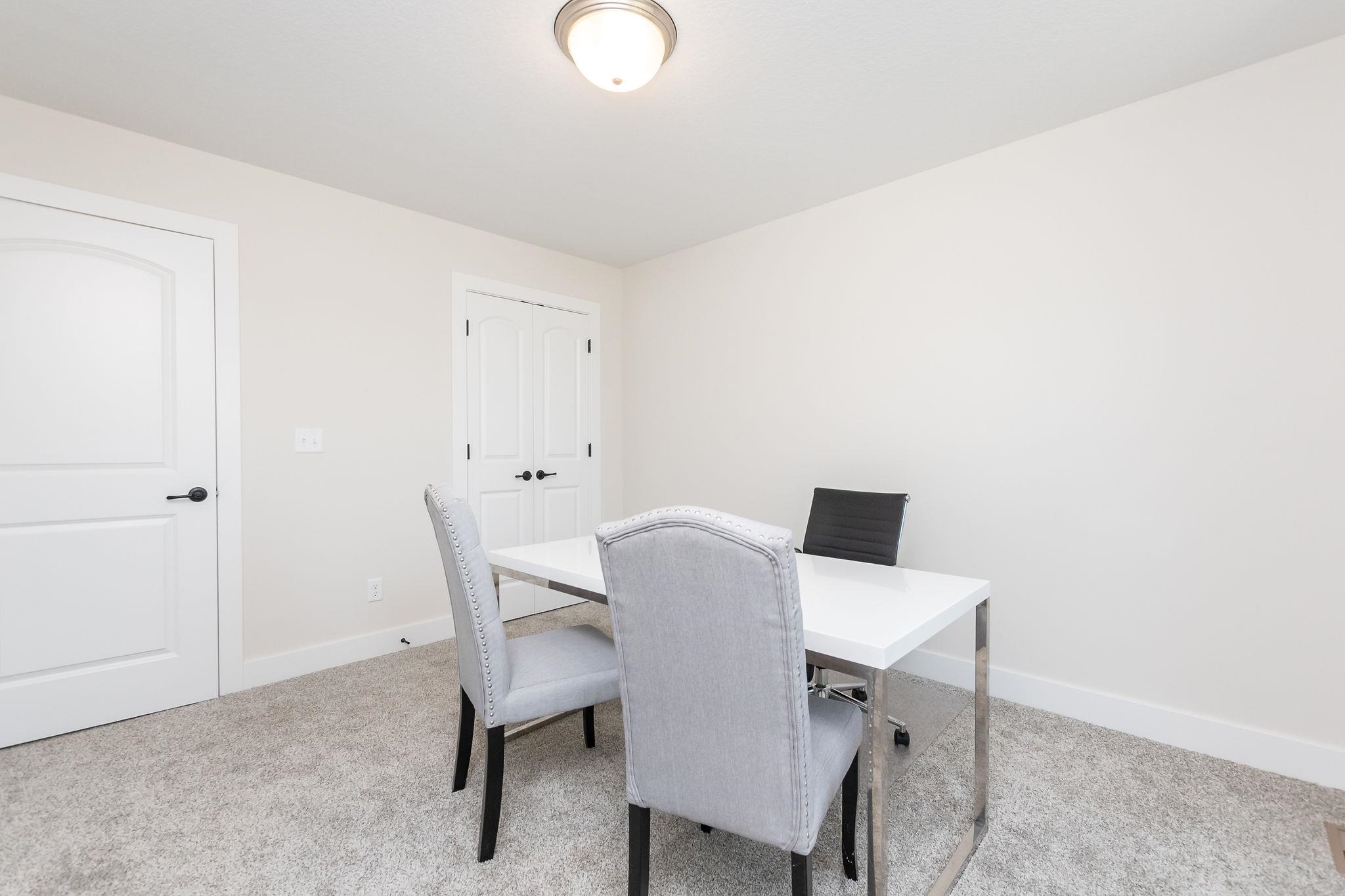 2703 South Prescott Street Wichita, KS 67215 - Photo 31 of 36