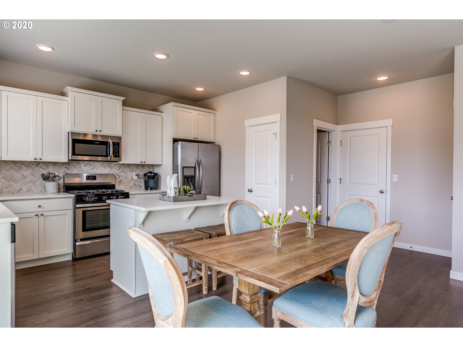 2490 Fieldcress Road Eugene, OR 97403 - Photo 12 of 32 Gallery Image 12