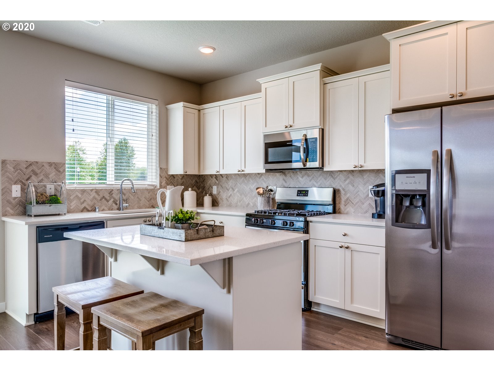 2490 Fieldcress Road Eugene, OR 97403 - Photo 14 of 32 Gallery Image 14