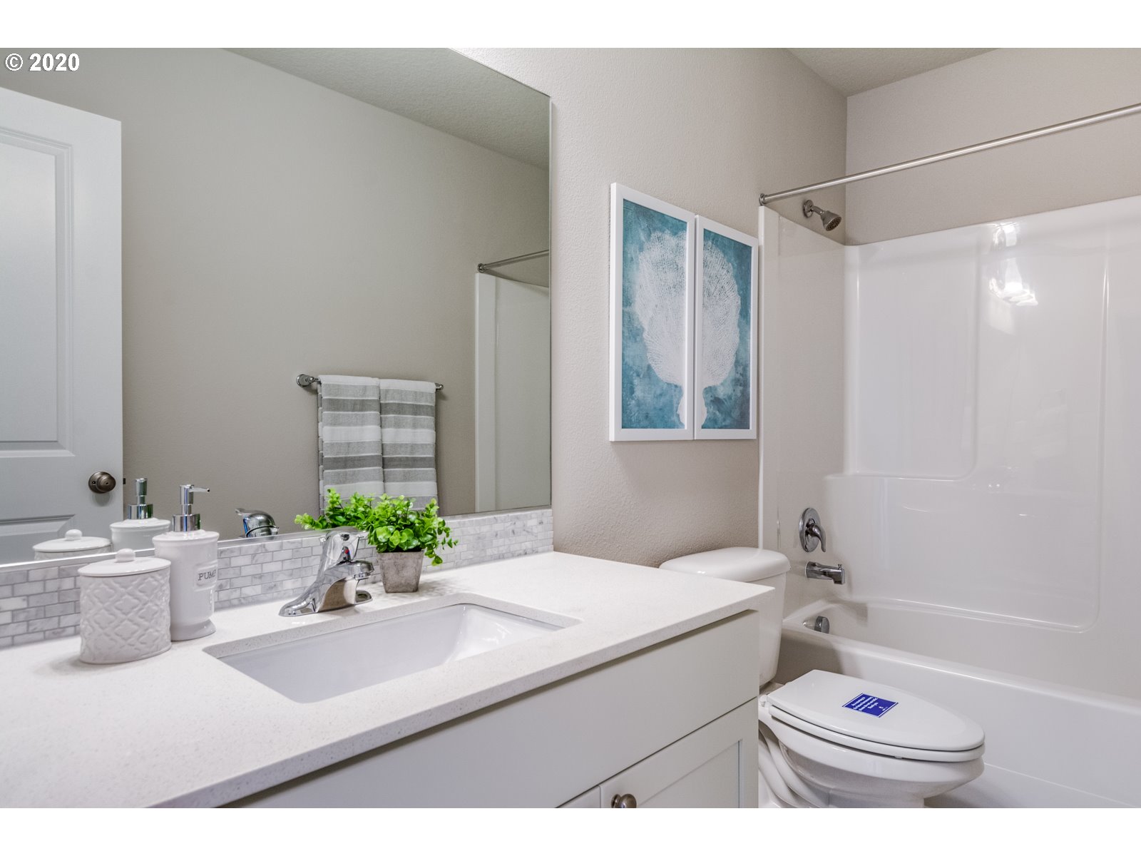 2490 Fieldcress Road Eugene, OR 97403 - Photo 25 of 32 Gallery Image 25
