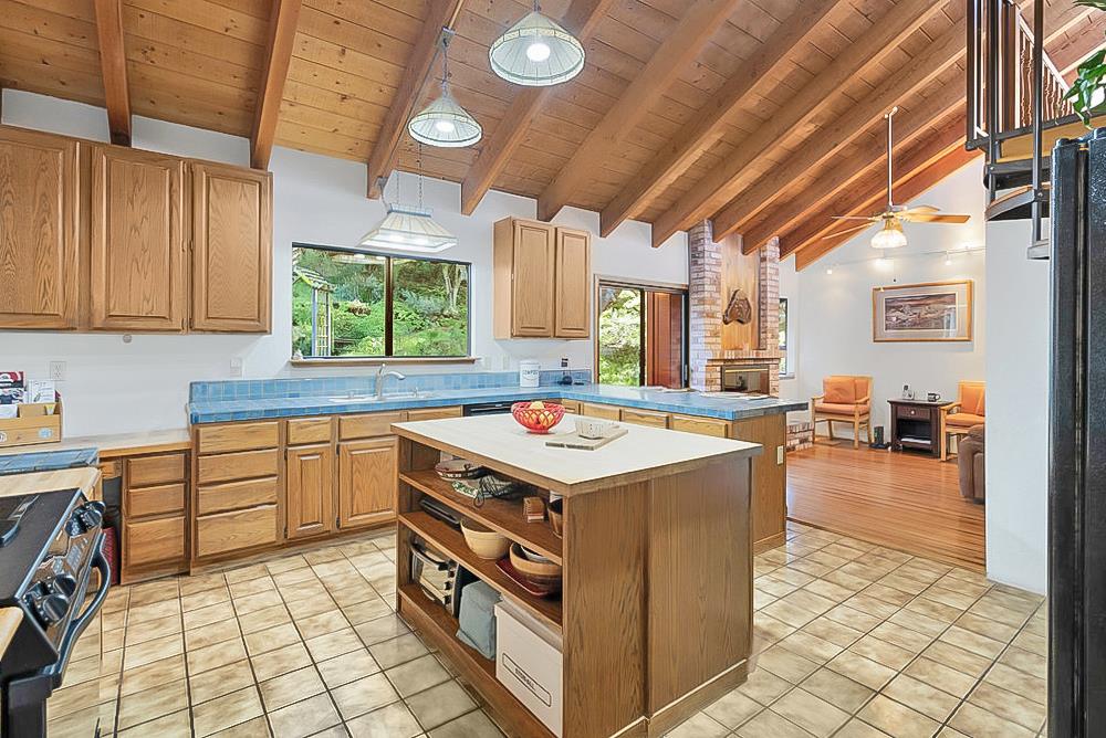 7605 Roma Place Salinas, CA 93907 - Photo 10 of 60 Gallery Image 10