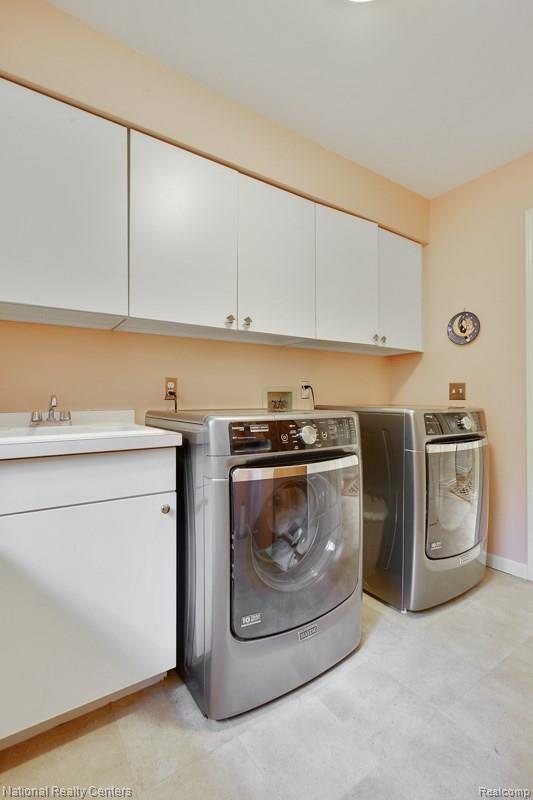 323 North Garner Road Milford, MI 48380 - Photo 24 of 56 First floor laundry room