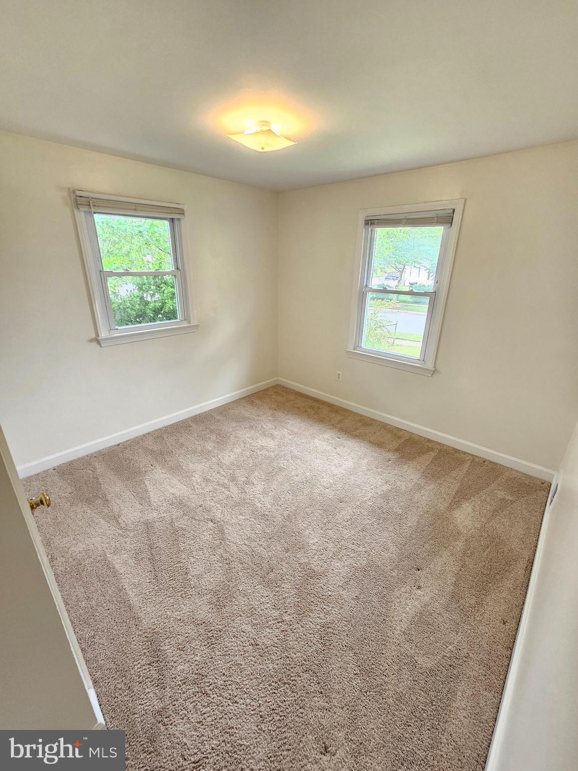603 Pinewood Road Rockville, MD 20850 - Photo 21 of 32 2nd Bedroom