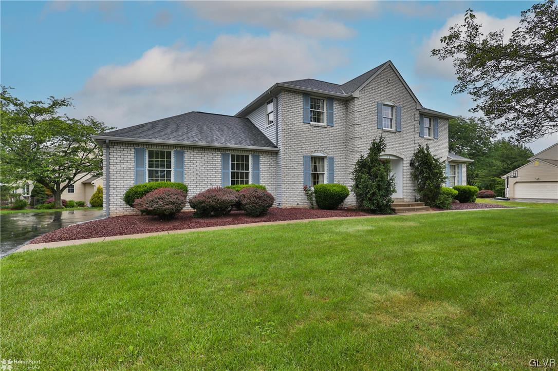 3291 Regal Road Bethlehem, PA 18020 - Photo 2 of 48 Gallery Image 2
