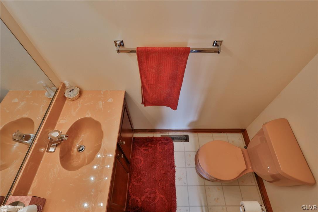 3291 Regal Road Bethlehem, PA 18020 - Photo 21 of 48 Gallery Image 21