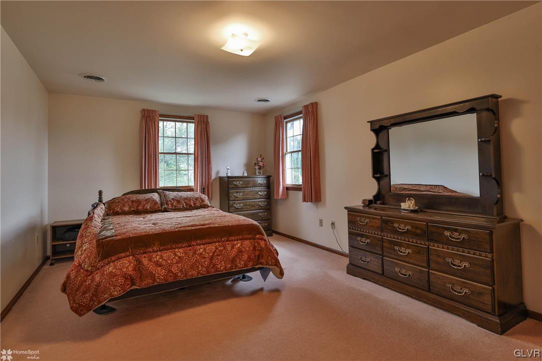 3291 Regal Road Bethlehem, PA 18020 - Photo 22 of 48 Gallery Image 22
