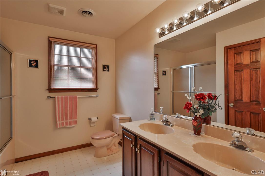 3291 Regal Road Bethlehem, PA 18020 - Photo 30 of 48 Gallery Image 30