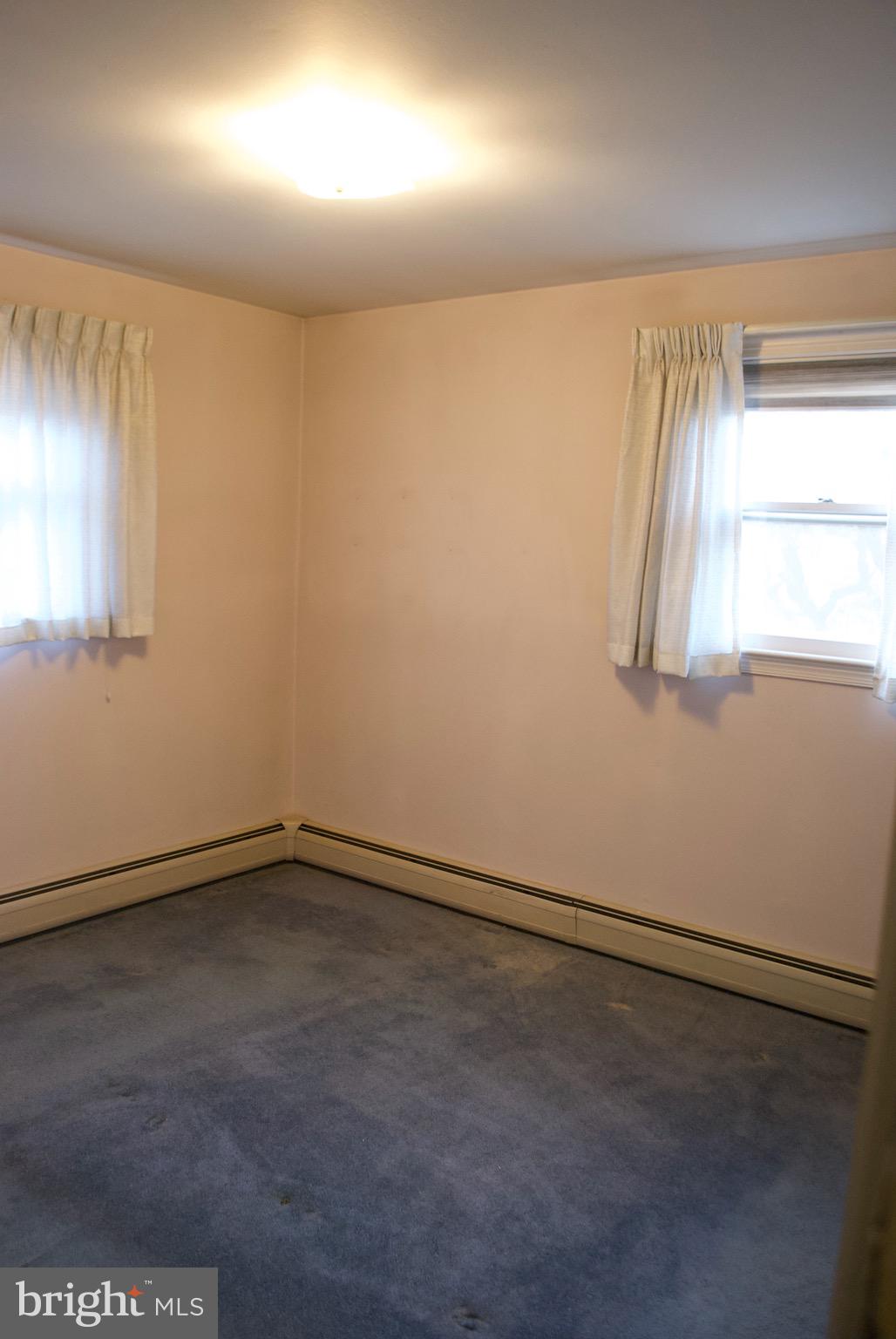10809 Breewood Road Silver Spring, MD 20901 - Photo 13 of 24 Bedroom