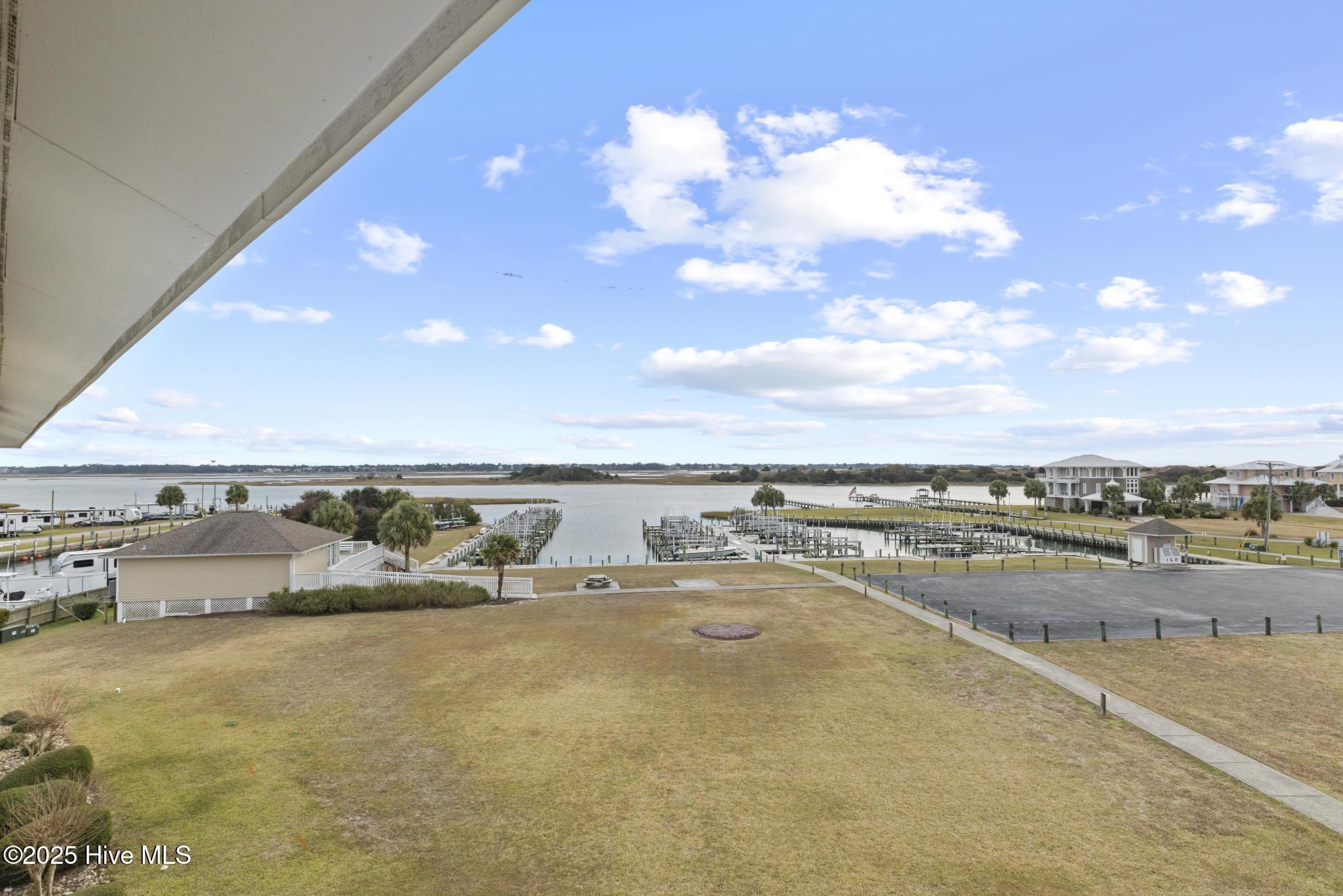 650 Cedar Point Boulevard, Unit B35 Cedar Point, NC 28584 - Photo 7 of 27 Balcony