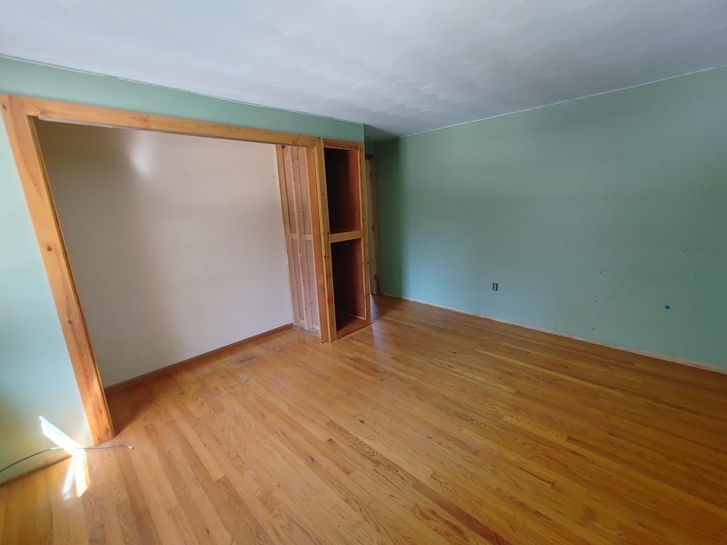 359 Holyoke Road Westfield, MA 01085 - Photo 12 of 16 Gallery Image 12