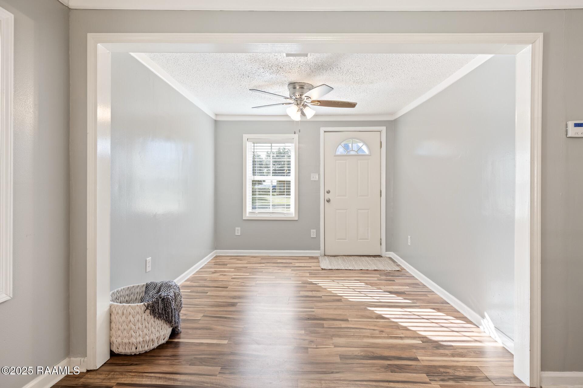 1002 Alexander Road St. Martinville, LA 70582 - Photo 2 of 17 dining room
