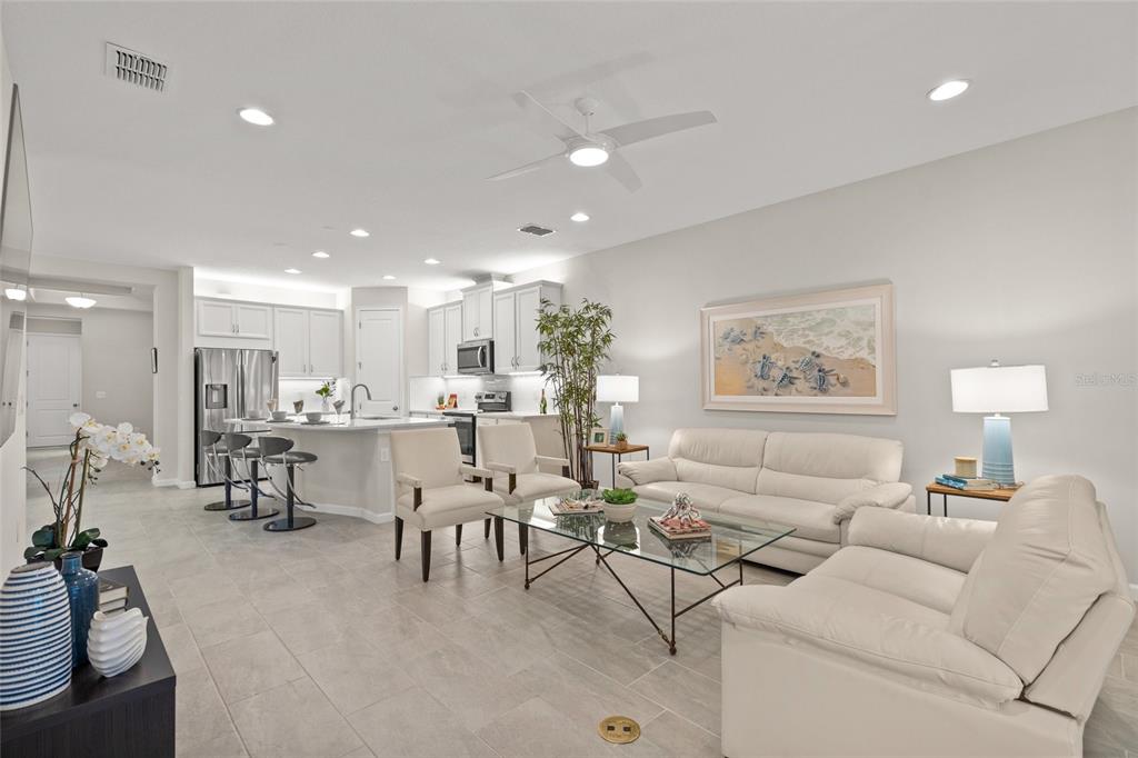 8792 Rain Song Road Sarasota, FL 34238 - Photo 4 of 51