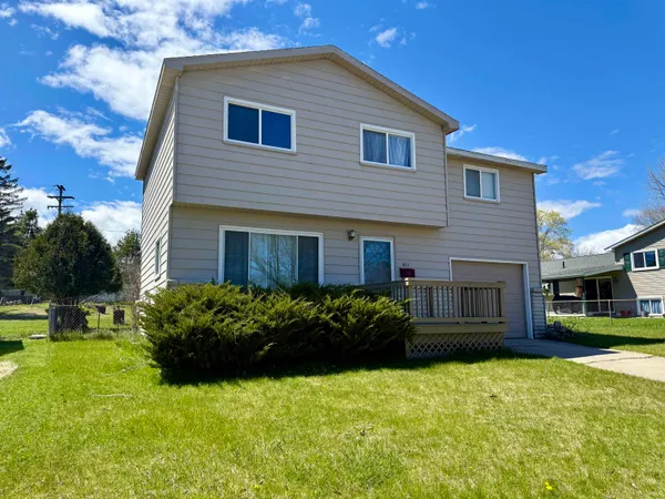 $179,900 | 411 Ottawa Drive, Oscoda, MI 48750