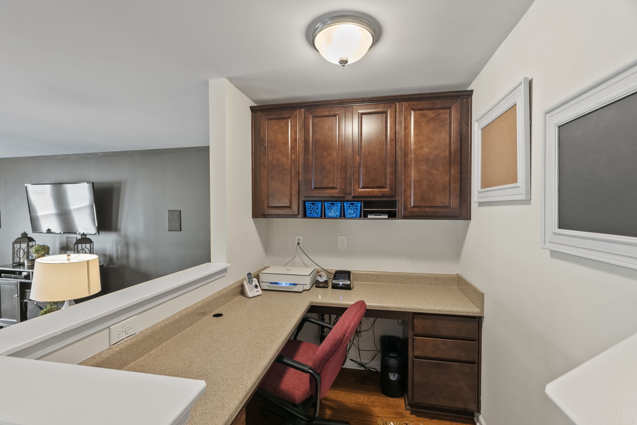 1064 Addington Road Hendersonville, TN 37075 - Photo 19 of 55 a room with furniture and window