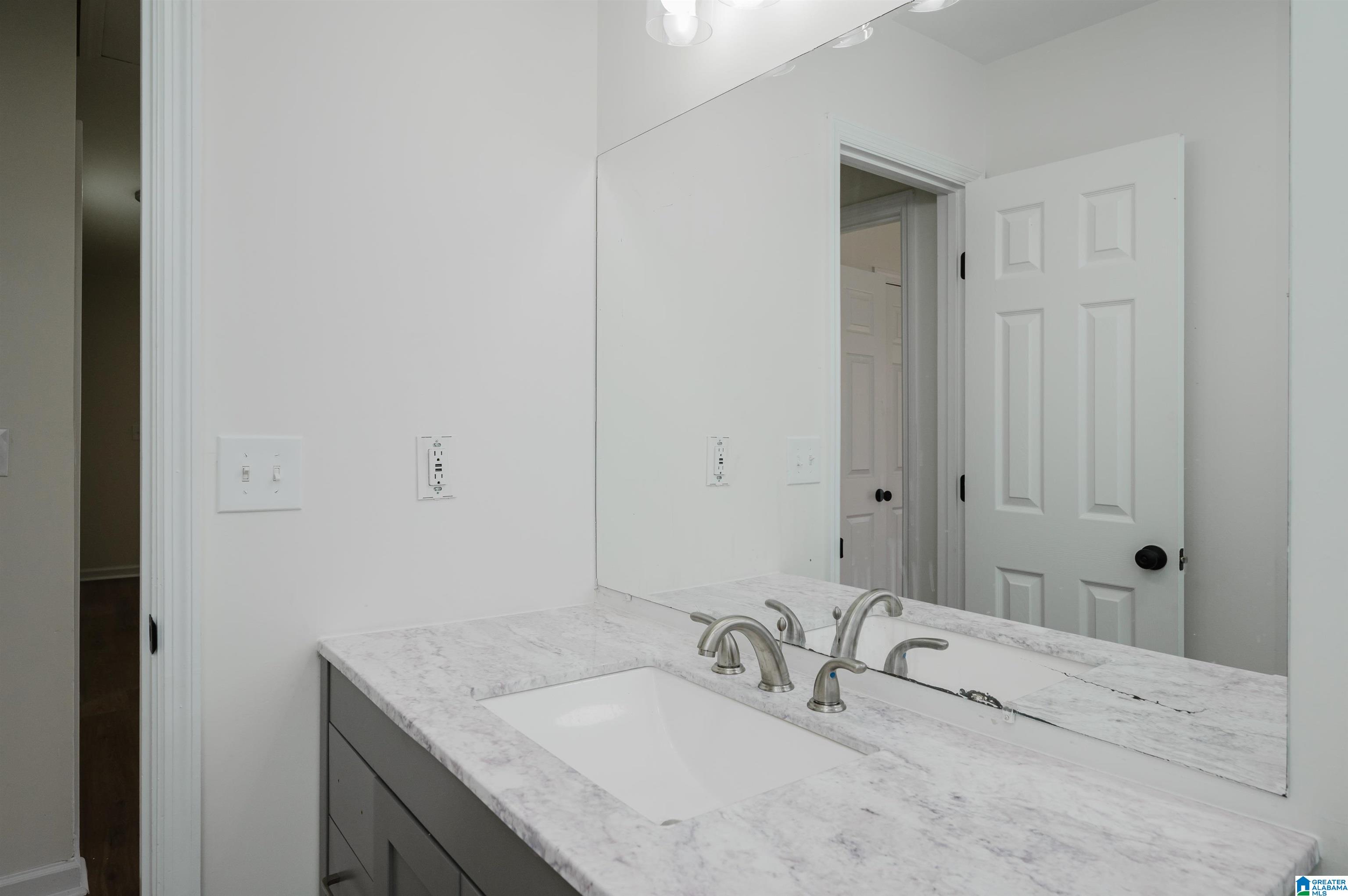75 Beck Green Road Warrior, AL 35180 - Photo 29 of 33